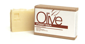 Bask in the aroma of nature's canopy of fir, spruce and pine. Essential Oils: Spruce,Pine, Bergamot, Cinnamon