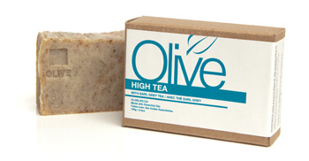 Sophistication tailored for the Duke himself. Essential Oils: Bergamot, Orange, Spruce