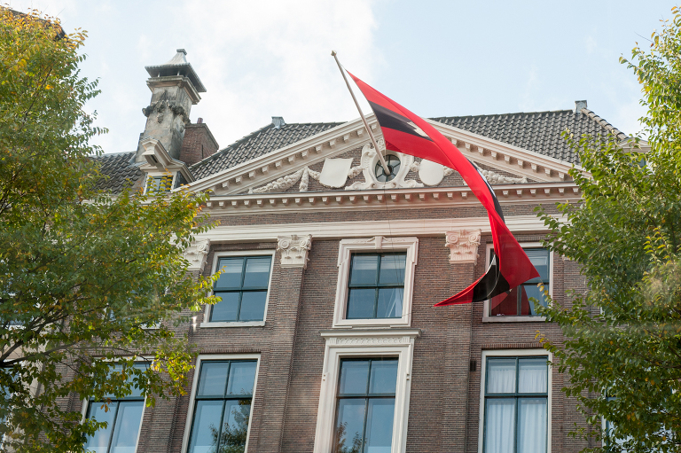 Amsterdam Flag || « Vine and the Olive »