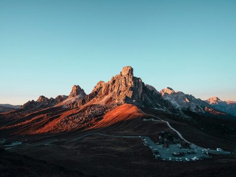 Roaming the World's Pathways