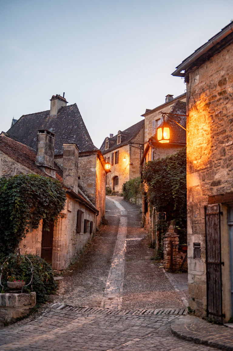 Beynac et Cazenac in the Dordogne  at night fall